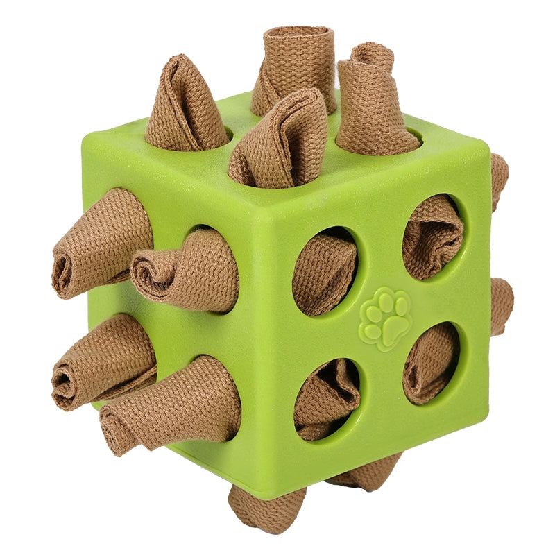 Doglemi Is Alone to Relieve Boredom Smell and Hide Food