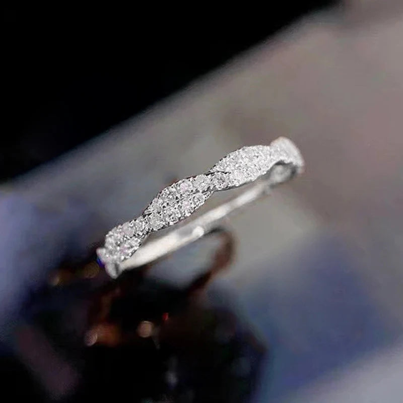 Huitan Exquisite Twist Band Cubic Zirconia Ring