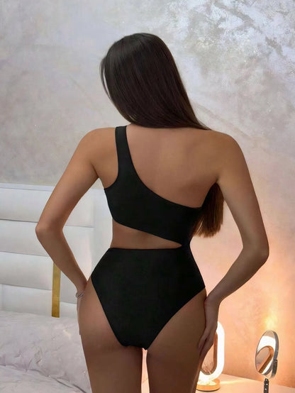 One-shoulder One-piece Two-tone Bathing Suits
