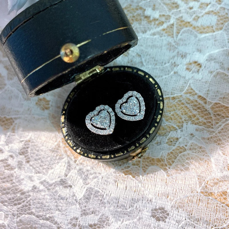 Huitan Full Cubic Zirconia Heart Earrings