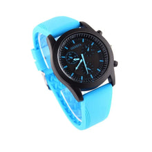 Quartz Silicone Strap Sports Watch