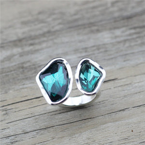 Designer Retro Irregular Crystal Antique Silver-plated Ring