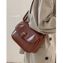 Maillard Retro One-Shoulder Crossbody Bag