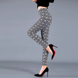 Black and White Rhombus Print Leggings