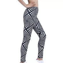 Black and White Rhombus Print Leggings