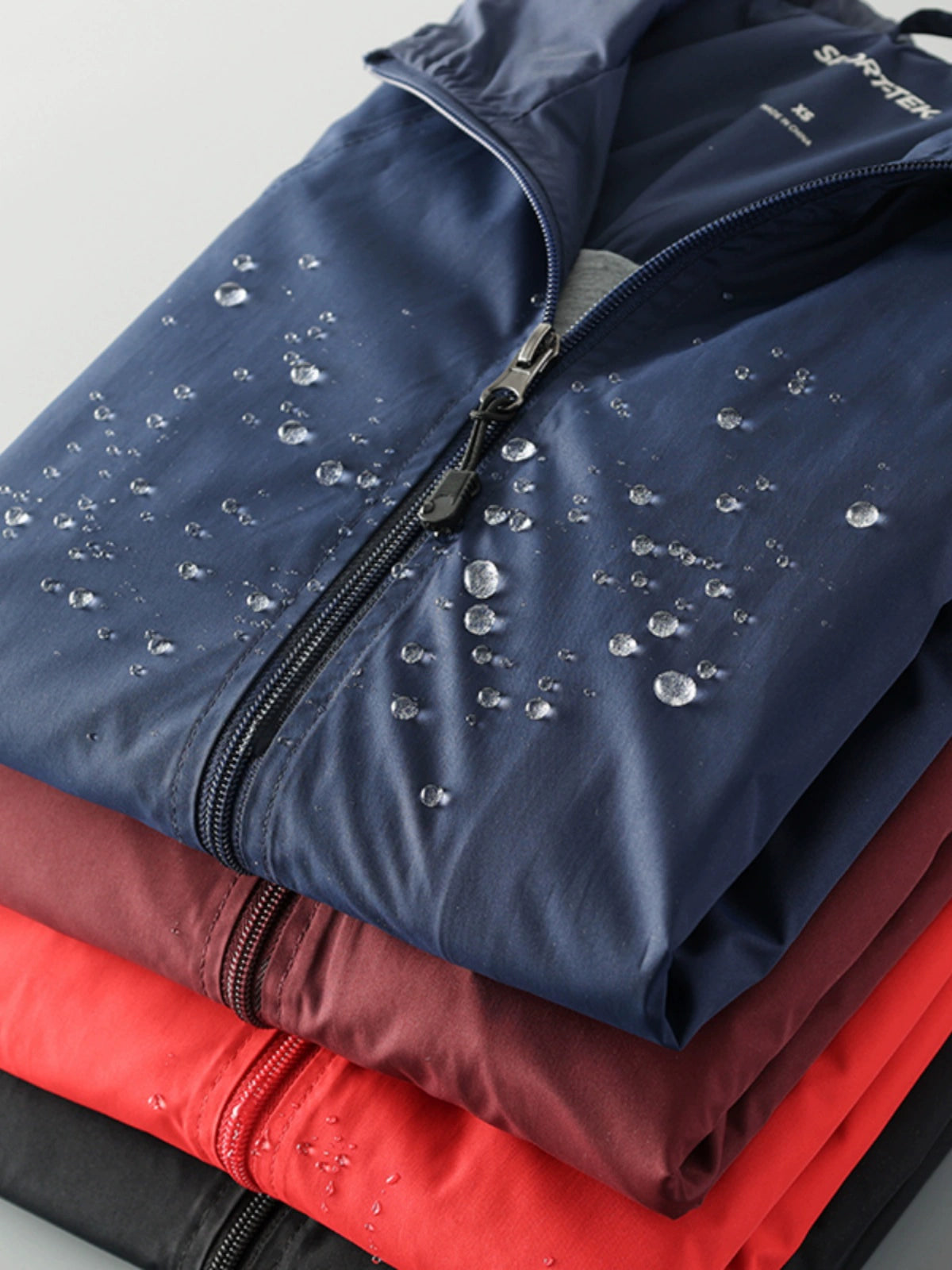 Soft Shell Waterproof Windproof Retro Sports Windbreaker
