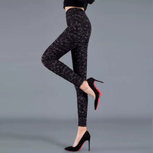 Black and White Rhombus Print Leggings