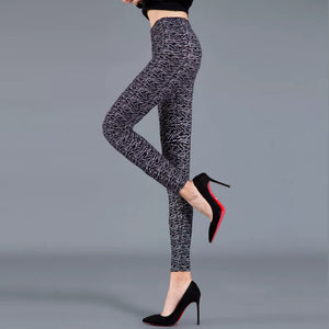 Black and White Rhombus Print Leggings