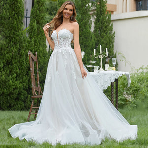 Elegant Sleeveless Sparkly Bridal Gown