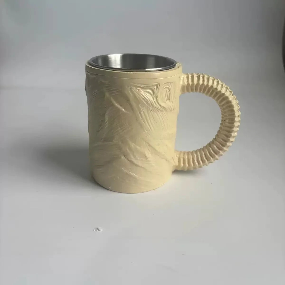 Xenomorph Shaped Mug with Heat Transfer Print Flat 3D Effect Coffee Cup
