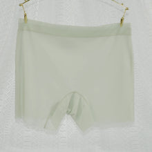 Ultra-thin Seamless Quick Dry Boxers