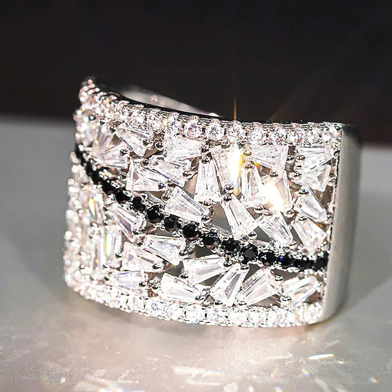 Huitan Unique Design One Line Geometric Crystal Cubic Zirconia Cocktail Ring