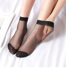 Bulk Pack Soft Thin Non-Slip Socks