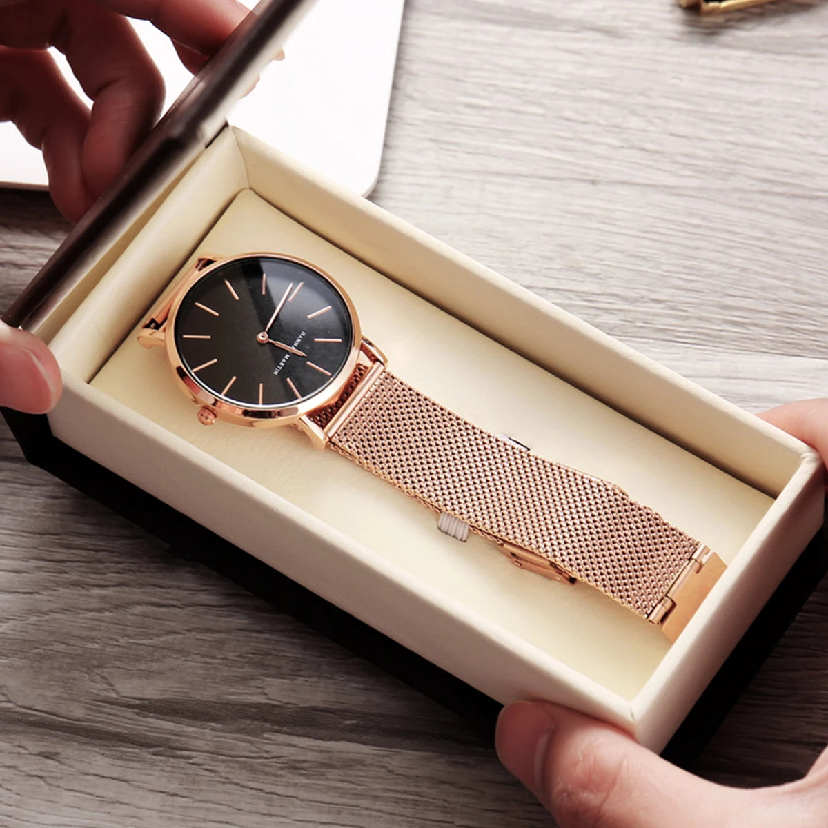HANNAH MARTIN Stainless Steel Japan Quartz Movement Watch