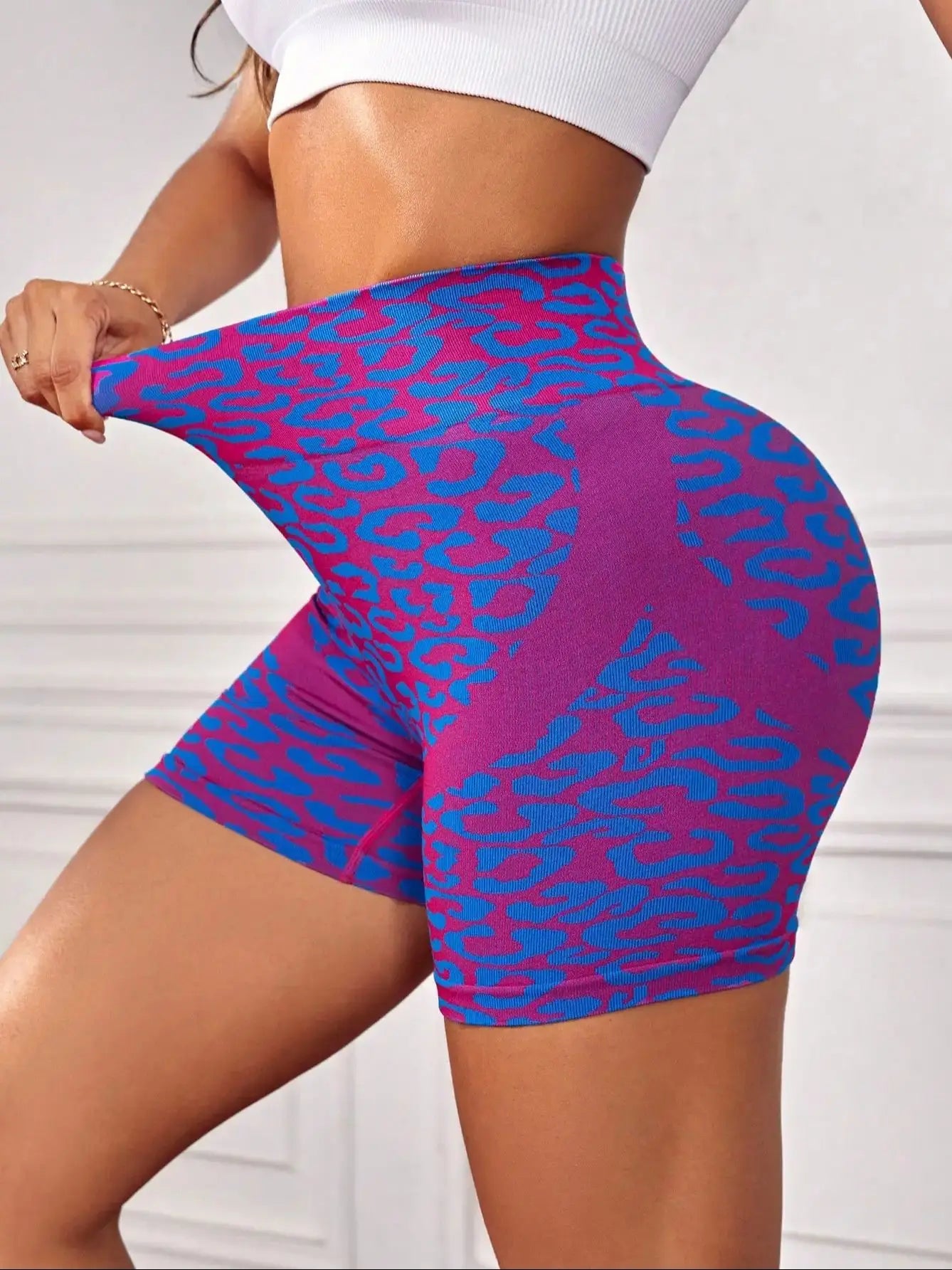 High-Waist Lifting Seamless Gym Shorts