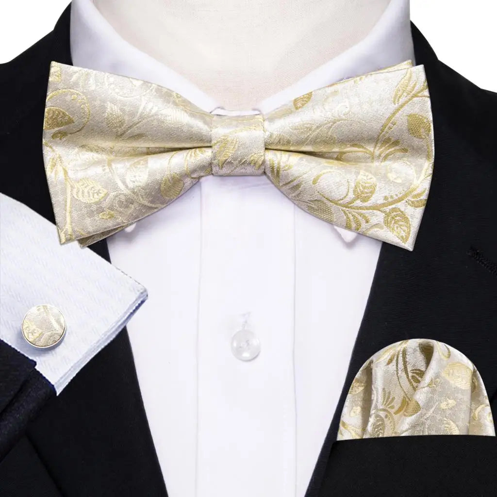 Barry.Wang Silk Bow Tie Hanky Cuffs Set