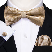 Barry.Wang Silk Bow Tie Hanky Cuffs Set