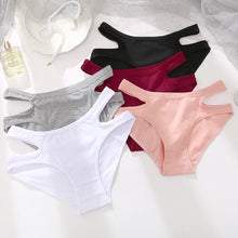 Cotton Waist Cross Design Solid Color Briefs