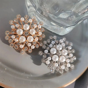 Snowflake Pearl Crystal Brooch