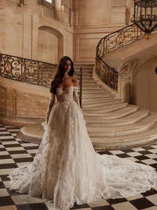 Off the Shoulder Sweetheart Long Sleeves Lace Appliques A-Line Bride Gown