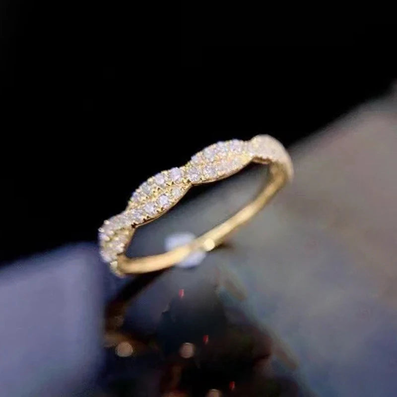 Huitan Exquisite Twist Band Cubic Zirconia Ring