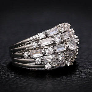 Huitan Fashion Inlaid Brilliant Cubic Zirconia Ring
