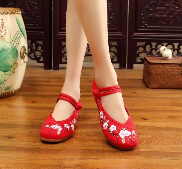 Retro Embroidered Anti-Skid Ballet Shoes