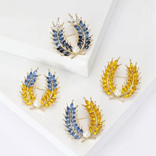Beaut&Berry Ear of Wheat Brooches