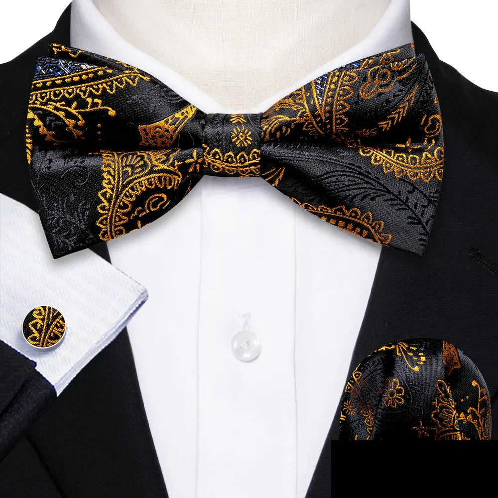 Barry.Wang Silk Bow Tie Hanky Cuffs Set