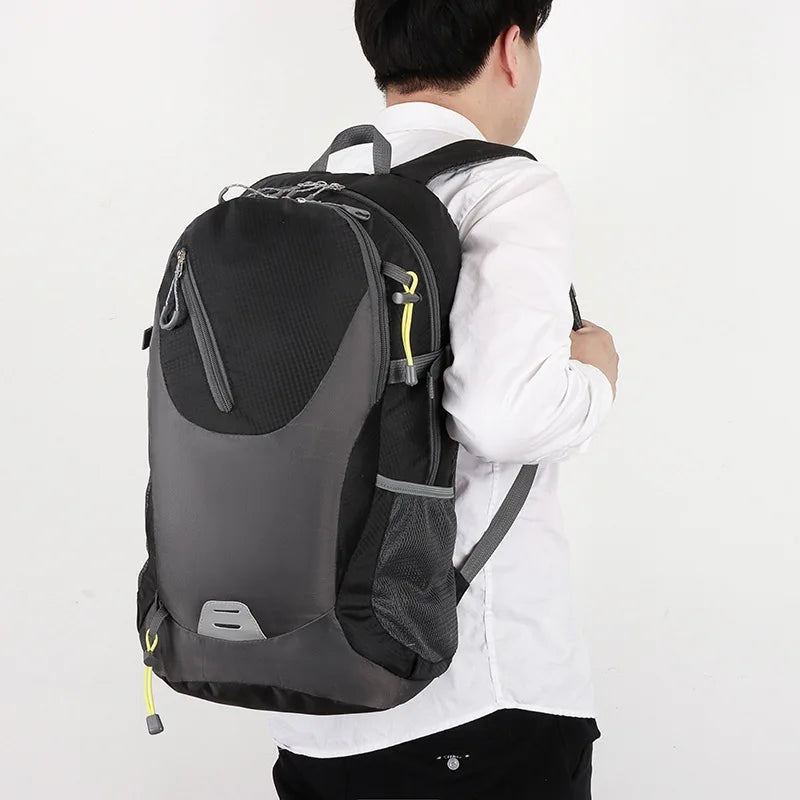 Classic 40L Outdoor Backpack