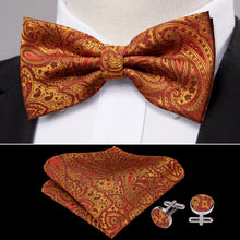 Barry.Wang Silk Bow Tie Hanky Cuffs Set