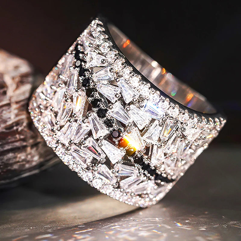 Huitan Unique Design One Line Geometric Crystal Cubic Zirconia Cocktail Ring