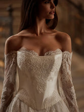 Off the Shoulder Sweetheart Long Sleeves Lace Appliques A-Line Bride Gown