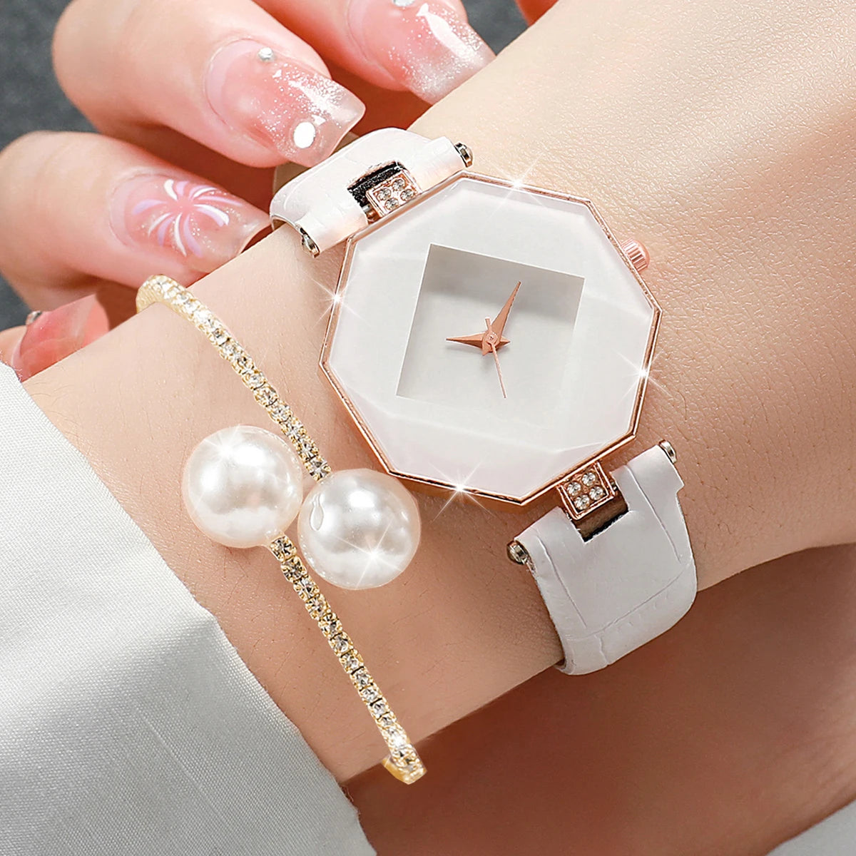 2PCS Fashion Watch & Pearl Bracelet Set (Without Box）