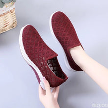 Mesh Breathable Soft Sole Casual Sneakers