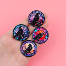 Crow Enameled Round Broch Lapel Pins