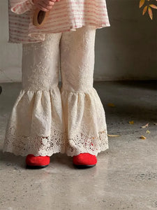 Girl's Fashionable Sweet and Gentle Lace Flared Trousers