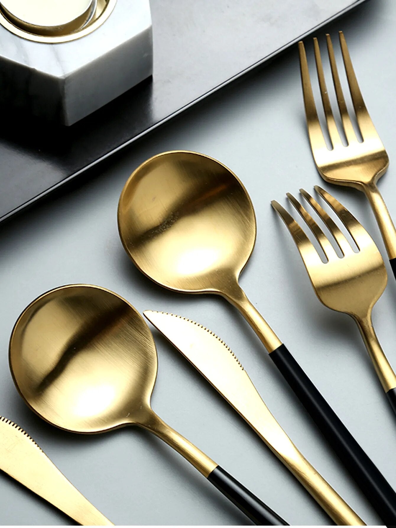 24Pcs Stainless Steel Dinnerware Set