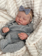 Lifelike 3D Skin Tone Newborn Baby Doll with Visible Veins