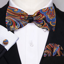 Barry.Wang Silk Bow Tie Hanky Cuffs Set
