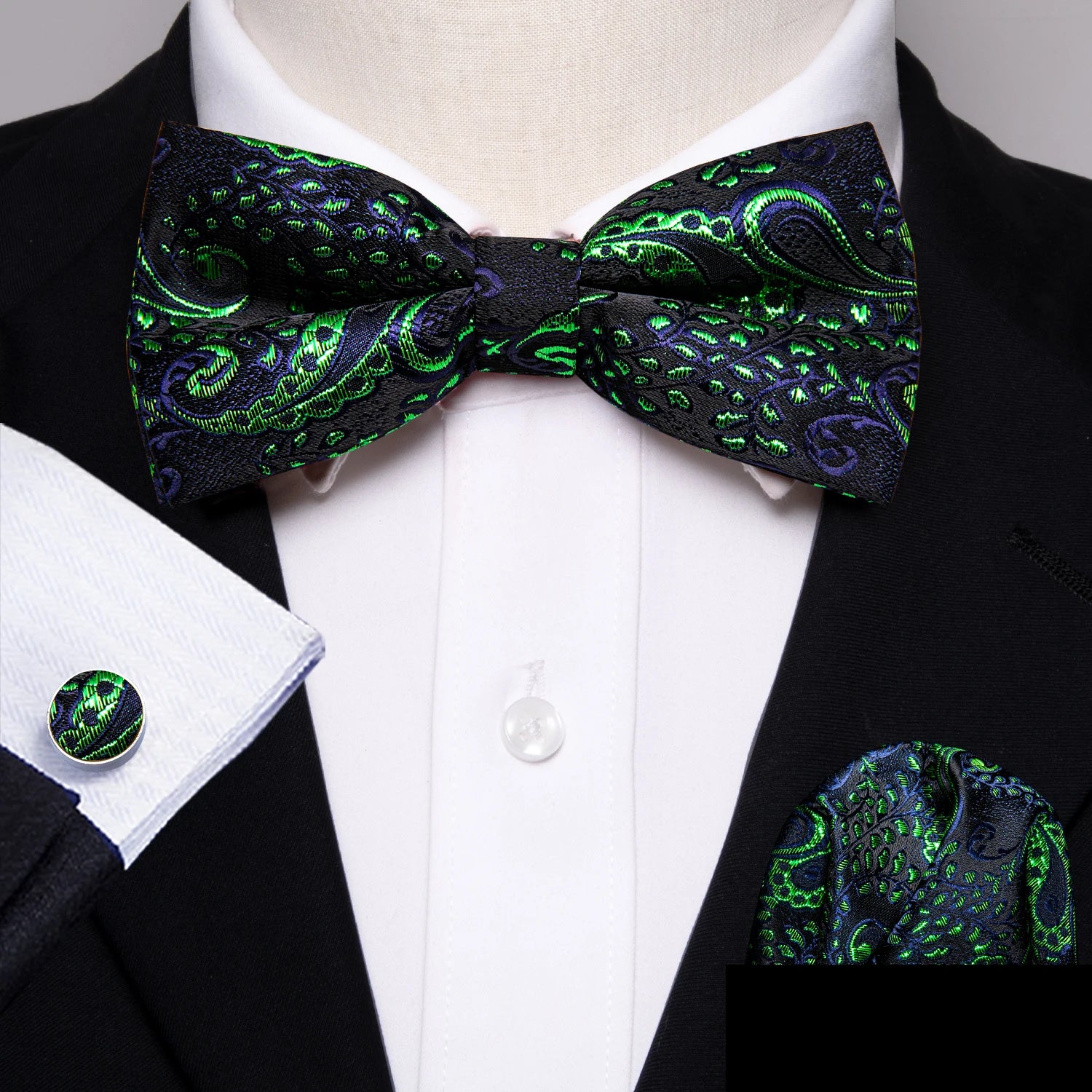 Barry.Wang Silk Bow Tie Hanky Cuffs Set