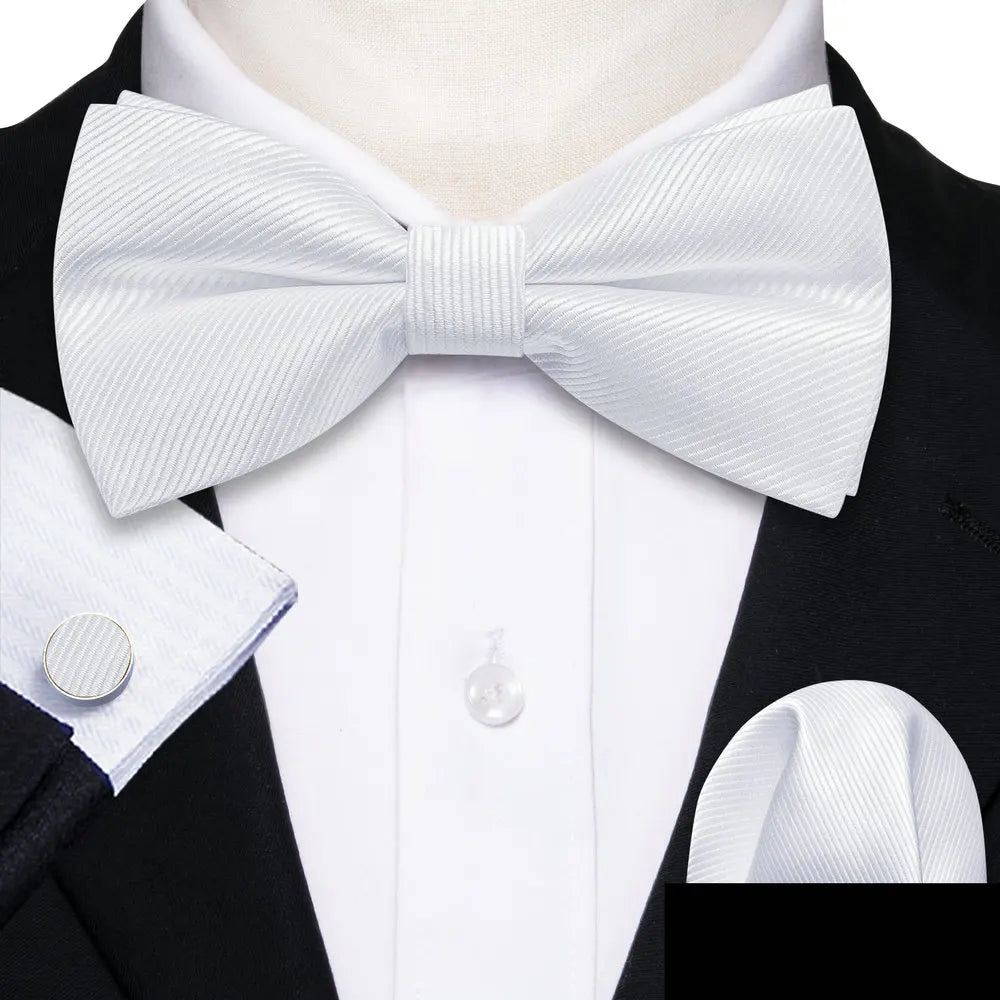 Barry.Wang Silk Bow Tie Hanky Cuffs Set