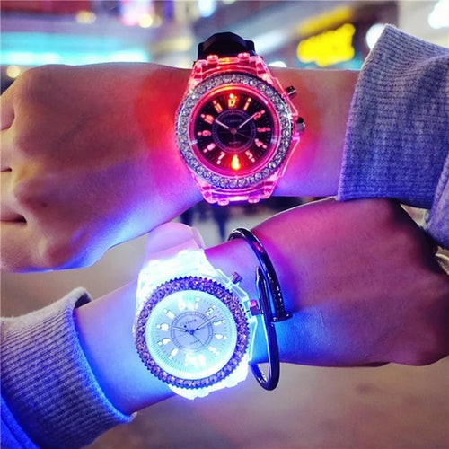 UTHAI Glow Back Rhinestone LED Trendy Wristwatches