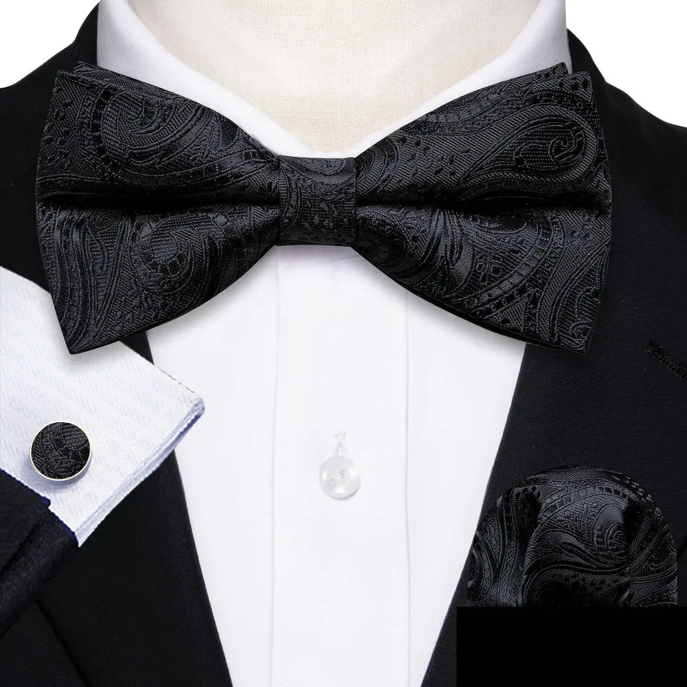 Barry.Wang Silk Bow Tie Hanky Cuffs Set