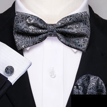 Barry.Wang Silk Bow Tie Hanky Cuffs Set