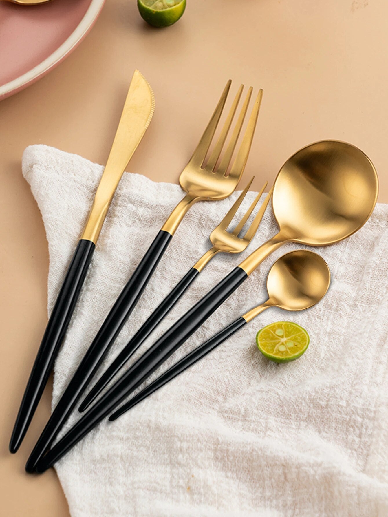 24Pcs Stainless Steel Dinnerware Set