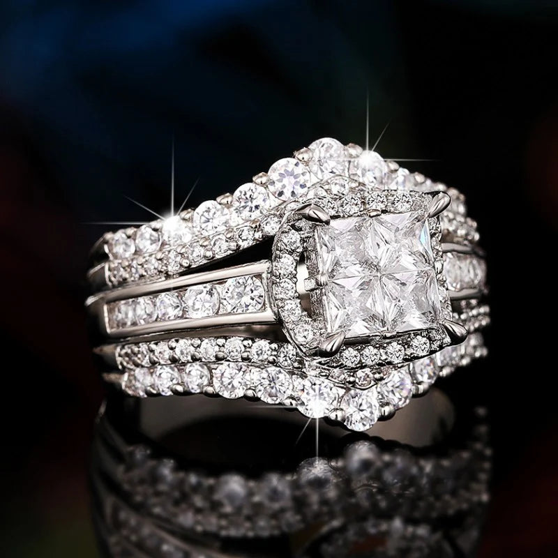 Huitan Iced Out Sparking Cubic Zirconia Ring