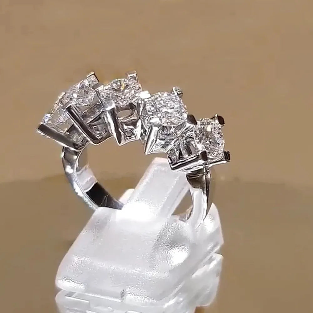Huitan Simple Stylish Design Women's Rings with 5 AAA CZ Stone