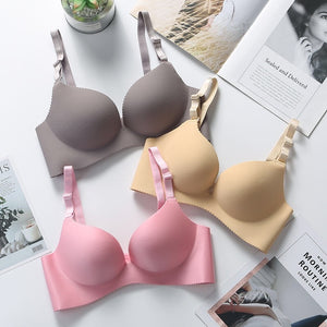 Wireless Seamless Plunge Bra