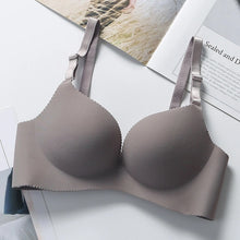 Wireless Seamless Plunge Bra